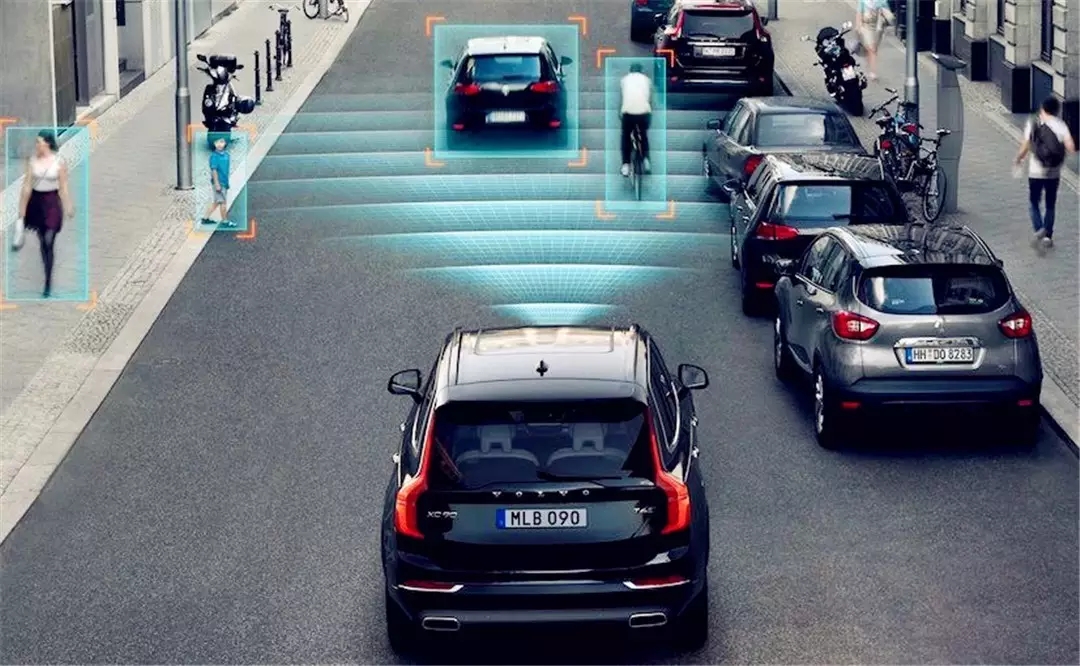 麒云科技--讓主動安全成為每一輛車的標配(圖2) 麒云科技--讓主動安全成為每一輛車的標配(圖2)